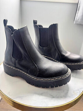 Sincerely Jules Hippie-2 Black Leather Ankle Boots